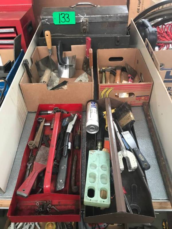 lot 133 image: Large group Tools ( 2 Trays, 2 Boxes)