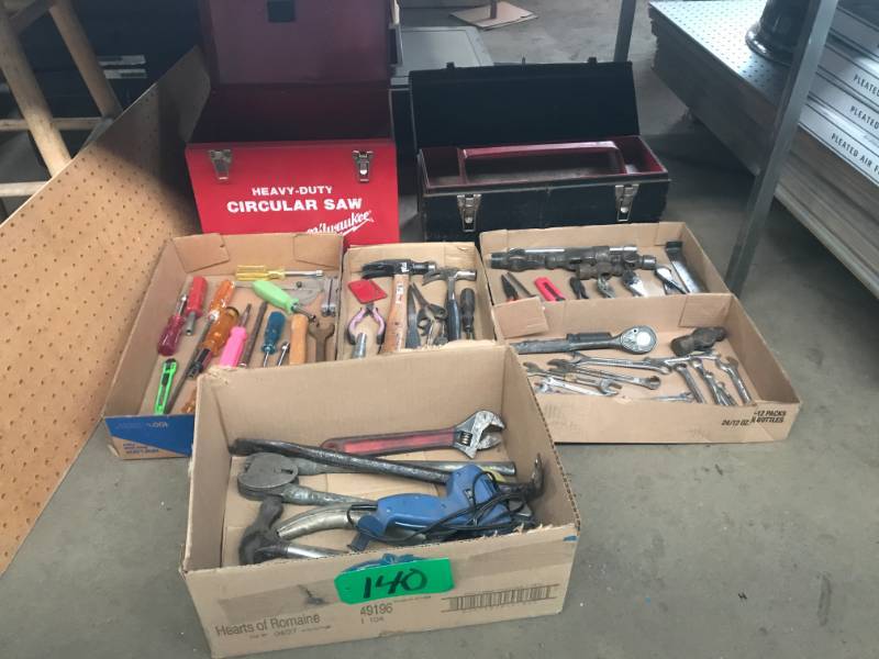 lot 140 image: Large group Tools (5 Boxes)