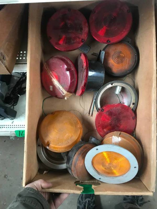 lot 167 image: Ten lights with red & yellow lenses
