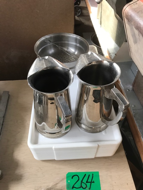 lot 264 image: White Cooler Rack Trays (15) New & Two Fancy Water Pitchers Eastern