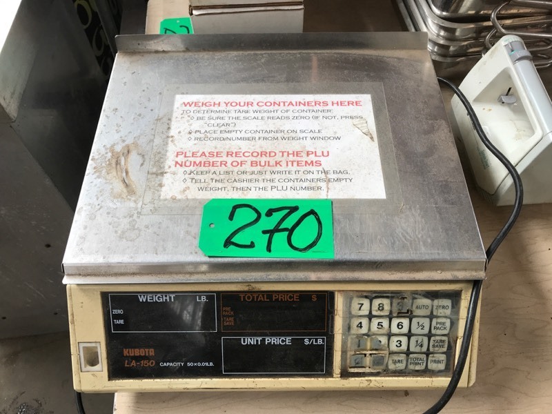 lot 270 image: Electronic scale Kubota LA 150