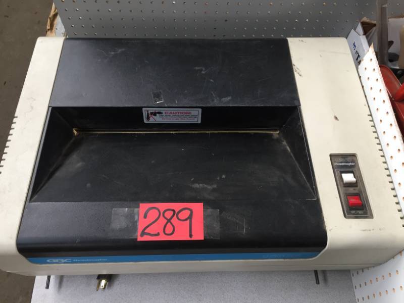 lot 289 image: GBC Shredmaster 16565