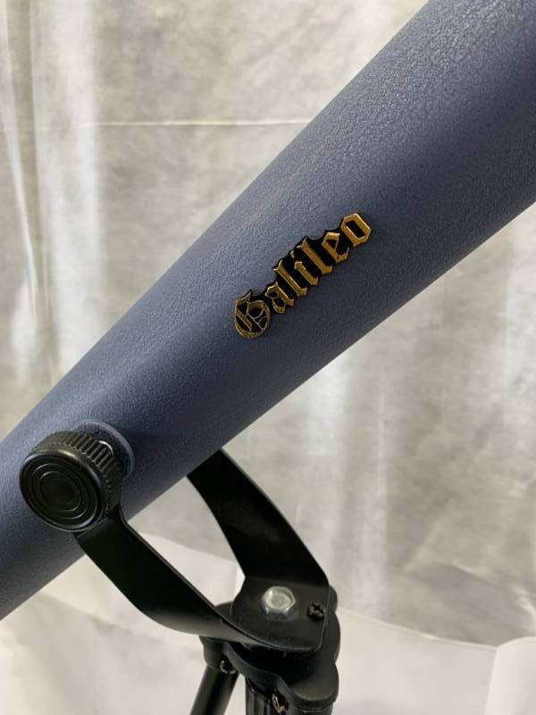 lot 4 image: Galileo F600x50 Telescope