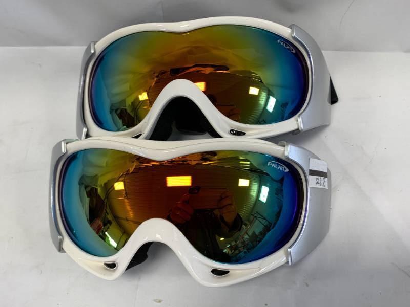 lot 29 image: Brand New 2 Pair of Falatt Ski Goggles