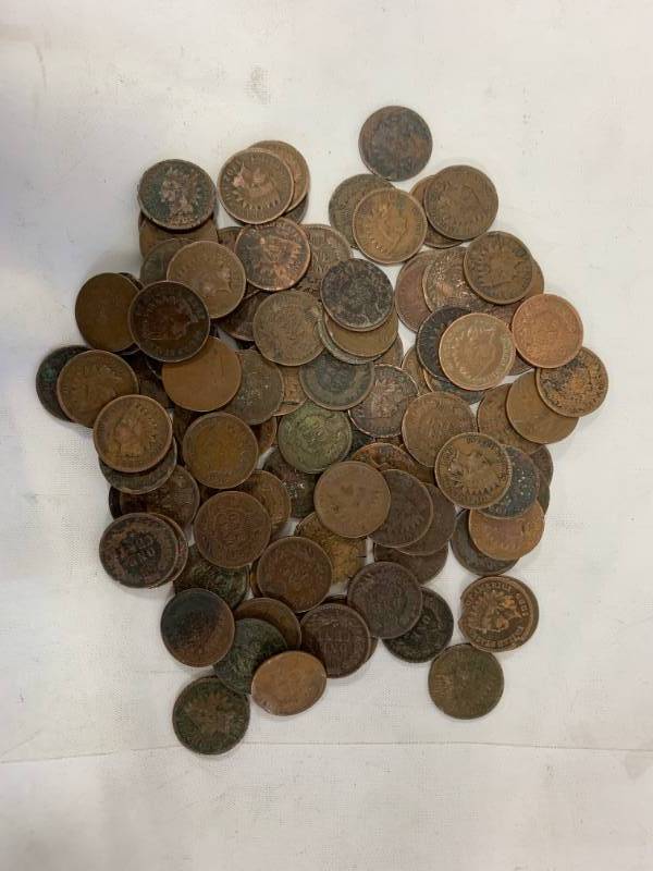 lot 42 image: Lot of 114 Indian Head Pennies
