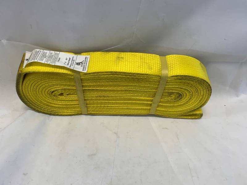 lot 48 image: Boxer USA 2 x 30 Tow Strap