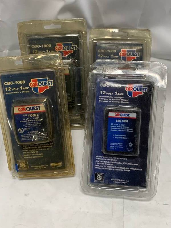 lot 71 image: Lot of 4 Carquest Battery Tender Trickle Chargers