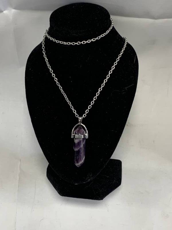 lot 75 image: Amethyst Necklace