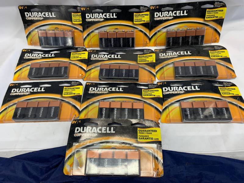 lot 82 image: Lot of 40 Duracell 9v Batteries Out of Date