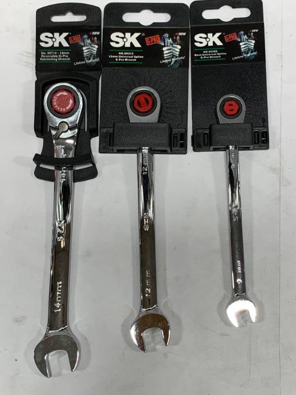 lot 92 image: SK Tools 3pc Universal Spline Metric Wrench Set New