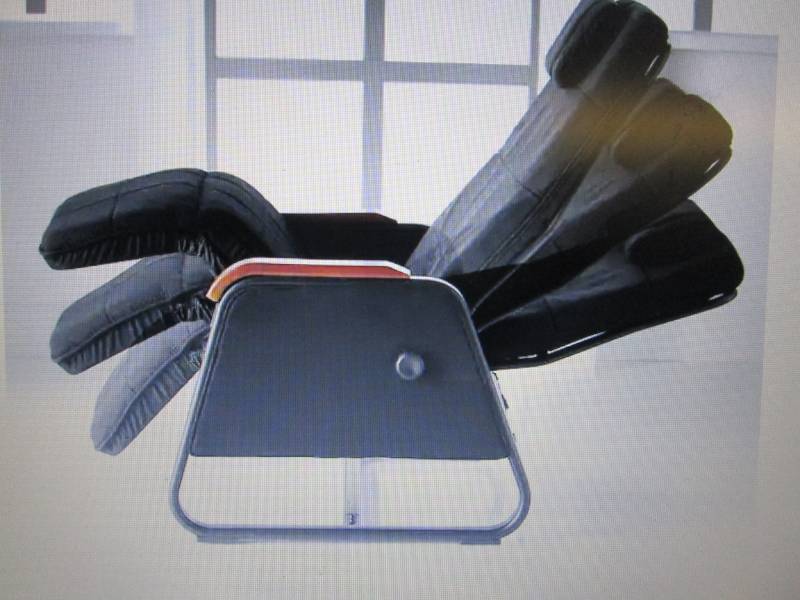 Zero Gravity Chair open box Retail ...