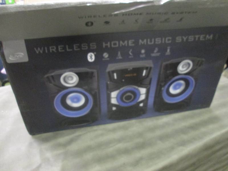 CD Stereo Music System with FM Radi...
