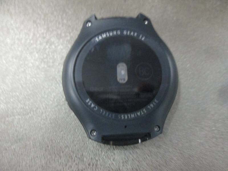 Samsung Gear S2 open box...