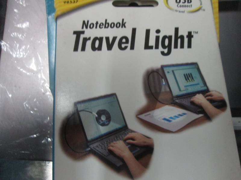 Lot of 4 Fellowes Travel Lights Ret...