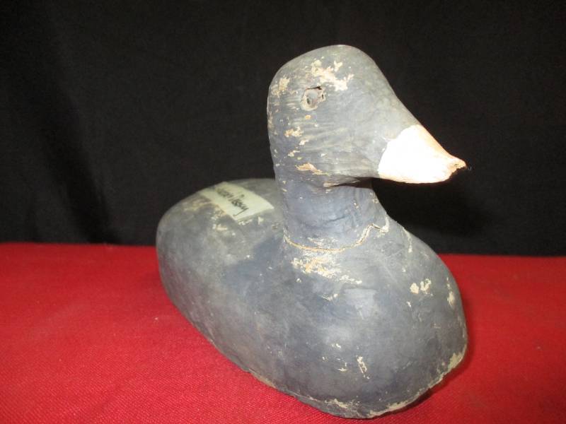 lot 10 image: Early Herters Decoy