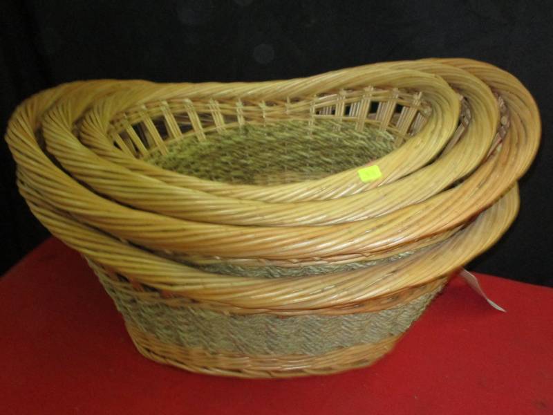 lot 33 image: 4 nesting whicker baskets some tags still on