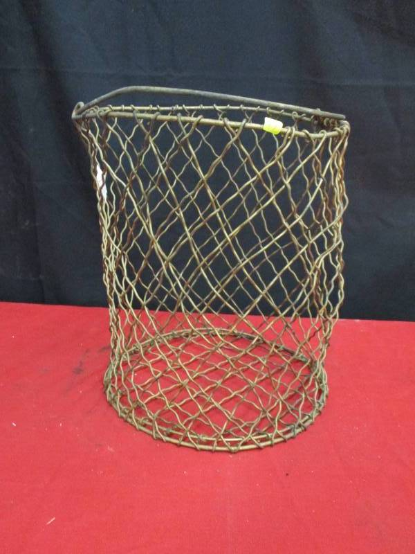 lot 37 image: Metal Basket looks like an egg basket