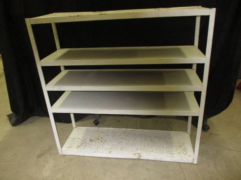 lot 77 image: Nice Metal shelf