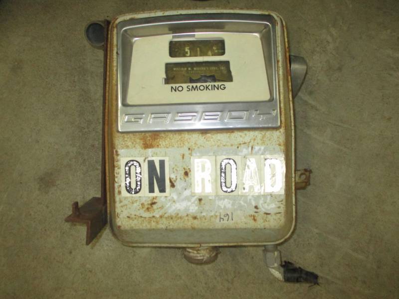 lot 84 image: Gas Pump Meter