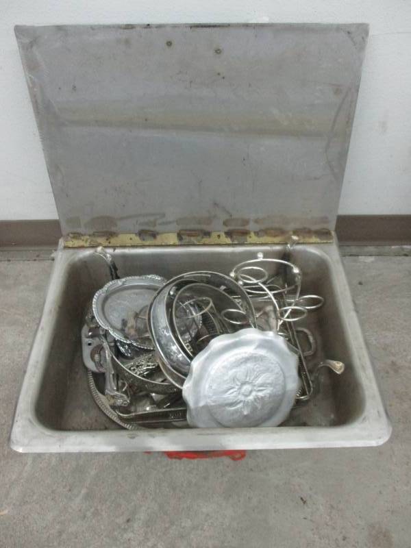 lot 98 image: sink with cover and metals