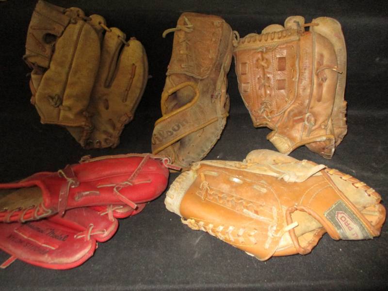lot 108 image: Vintage Baseball Gloves
