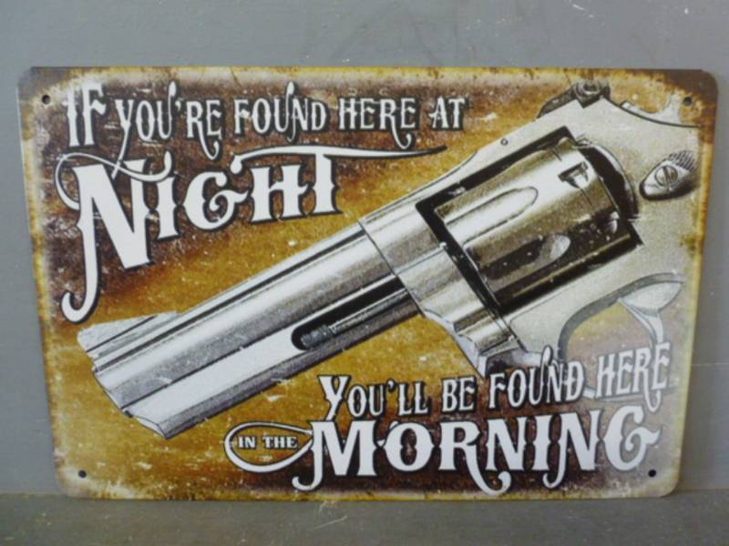 lot 15 image: Sign