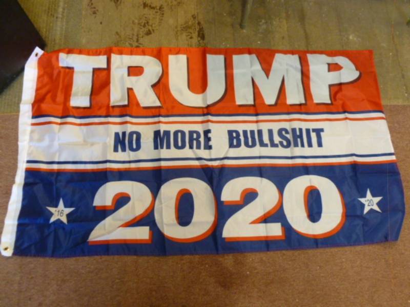 lot 45 image: Trump Flag