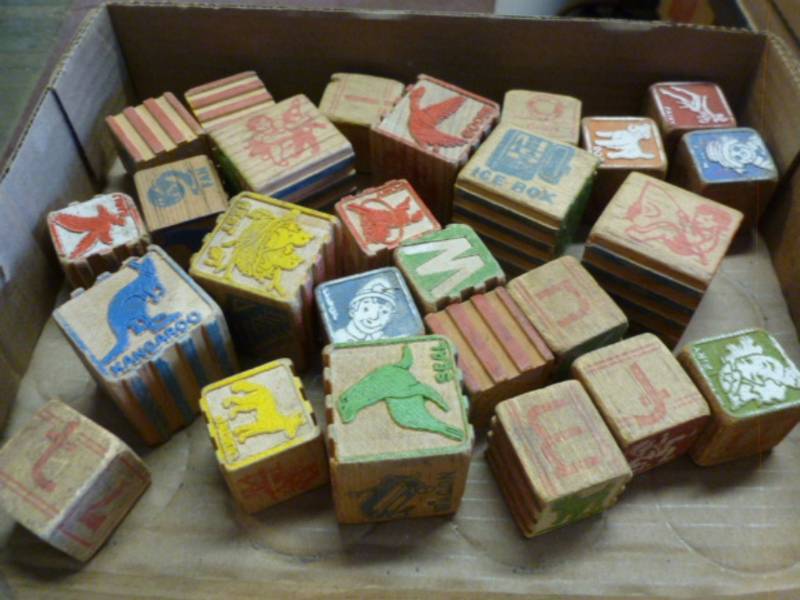 lot 50 image: Vintage Wooden Blocks