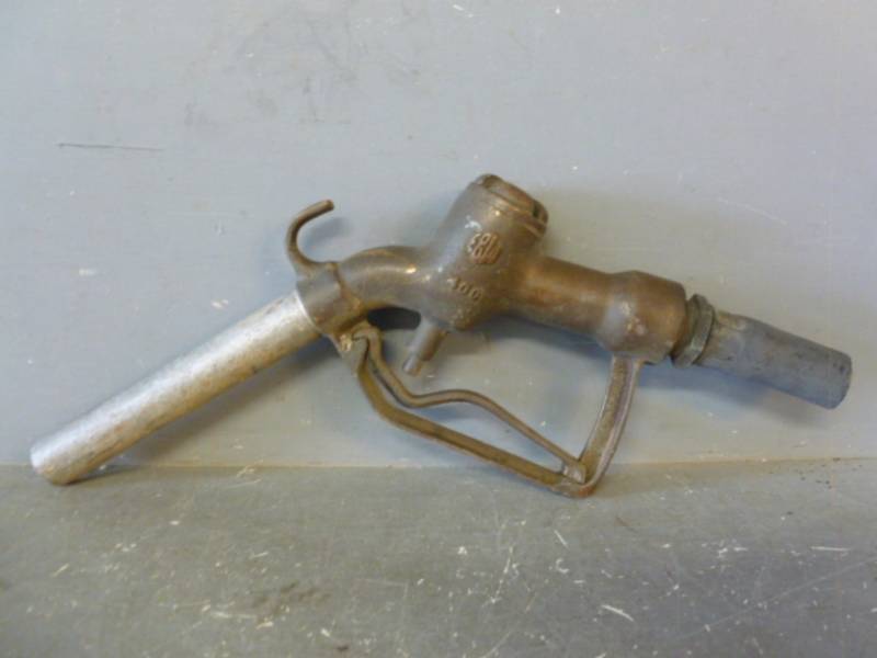 lot 104 image: Vintage Gas Pump Nozzle