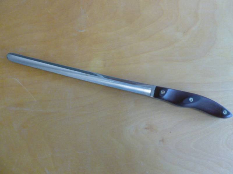 lot 107 image: Cutco Knife