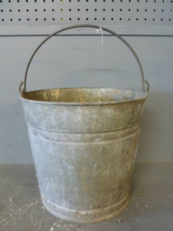lot 152 image: Vintage Galvanized Steel Pail