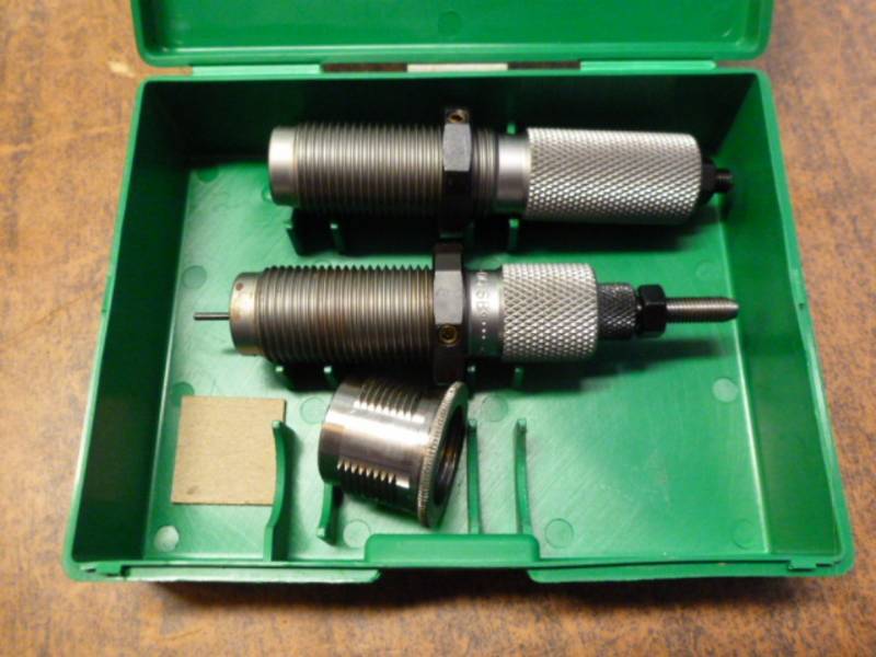 lot 195 image: Reloading Item