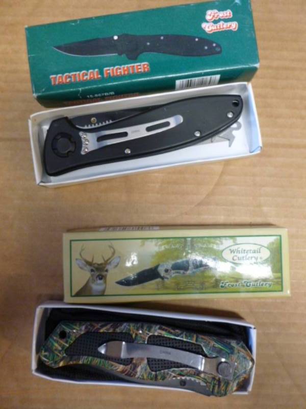 lot 215 image: Collector Knives