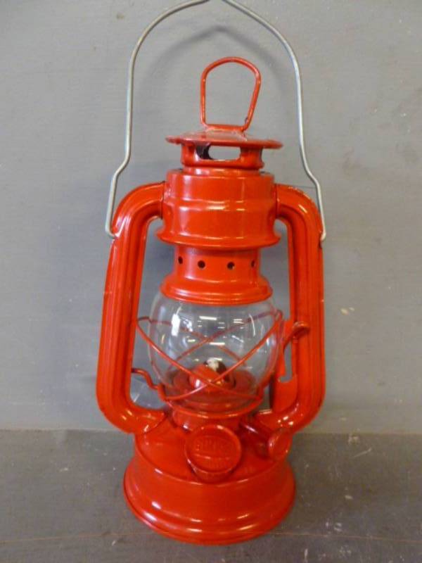 lot 217 image: Oil Lamp