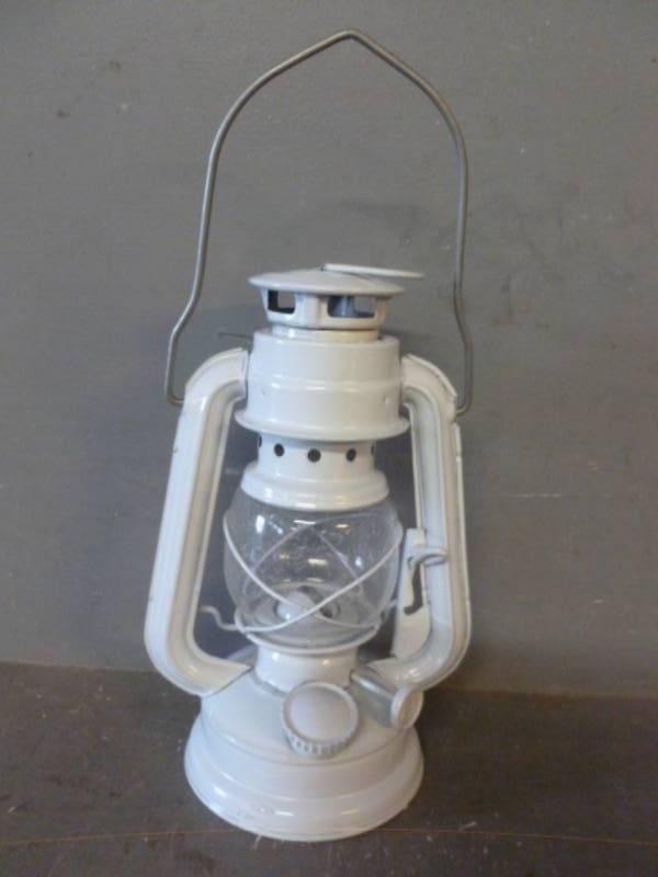 lot 218 image: Oil Lamp