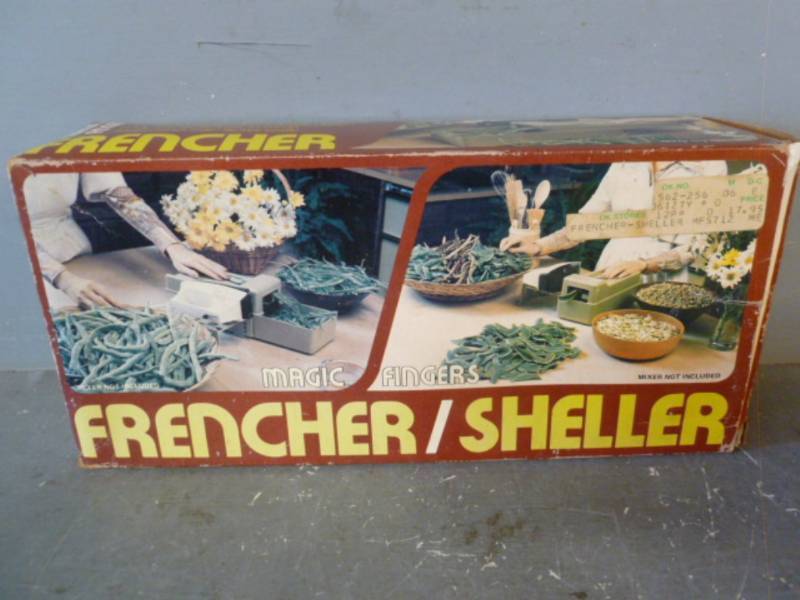 lot 223 image: Vintage Kitchen