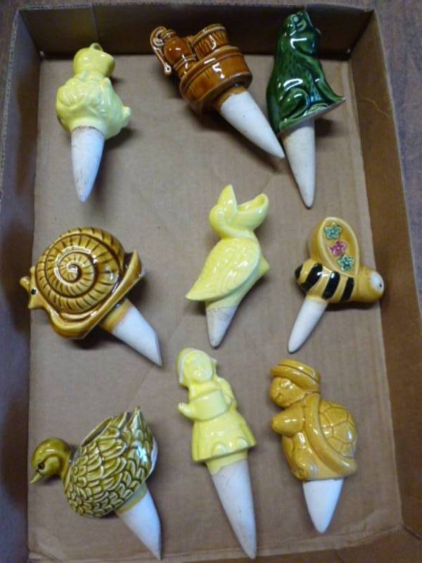 lot 248 image: Vintage Items