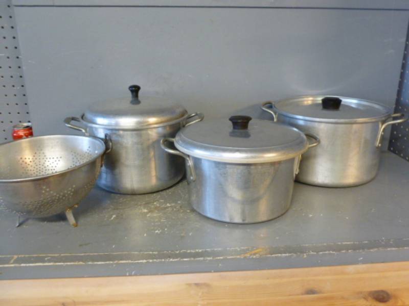 lot 250 image: Vintage Kitchen