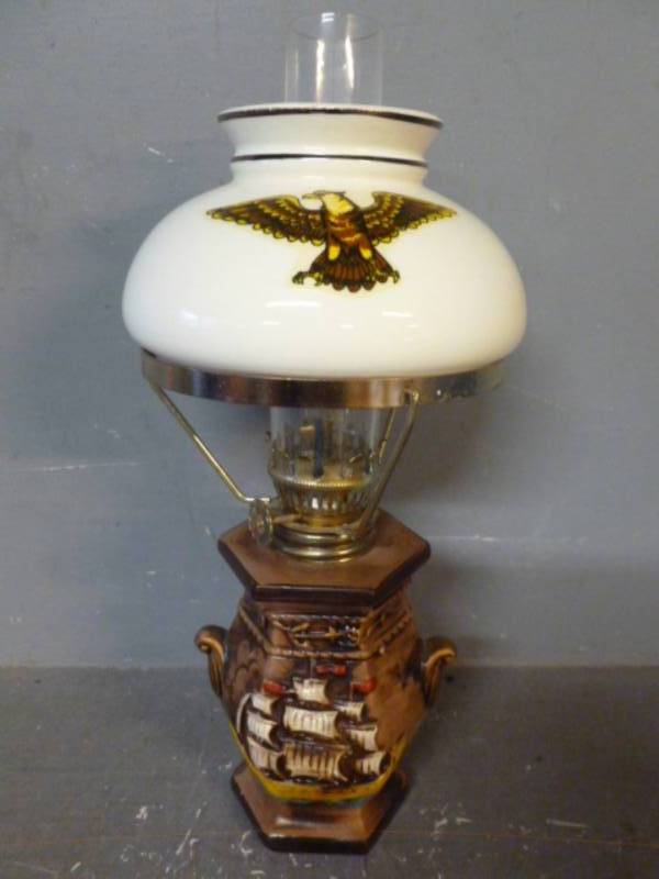 lot 280 image: Vintage Oil Lamp