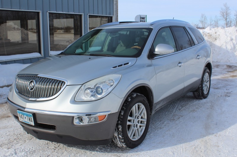 lot 3437 image: 2009 Buick Enclave CX