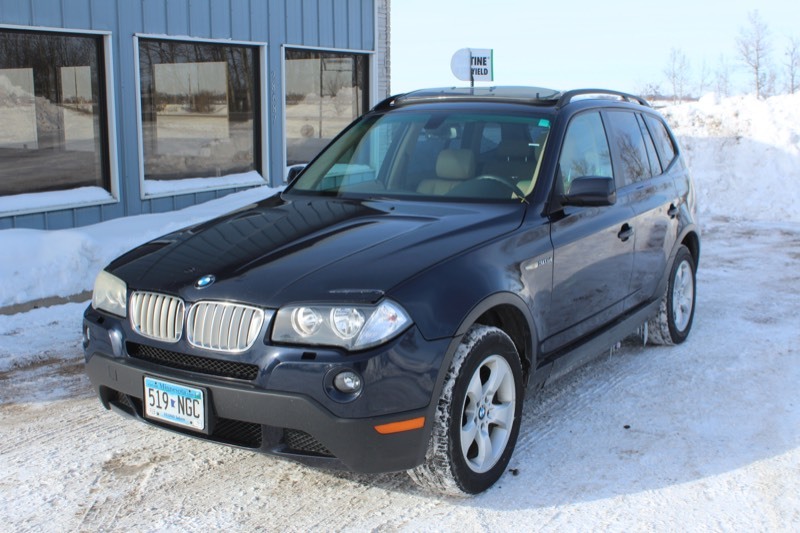 lot 3438 image: 2007 BMW X3 AWD