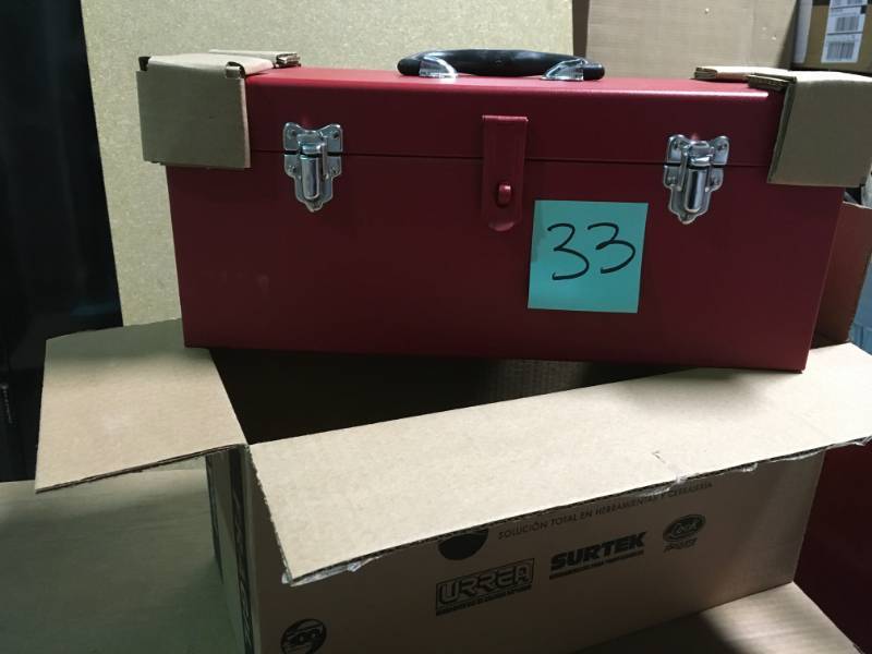 URREA Heavy Duty Metal Tool Box - 17 in. X 7 12 in. X 7 in. not used