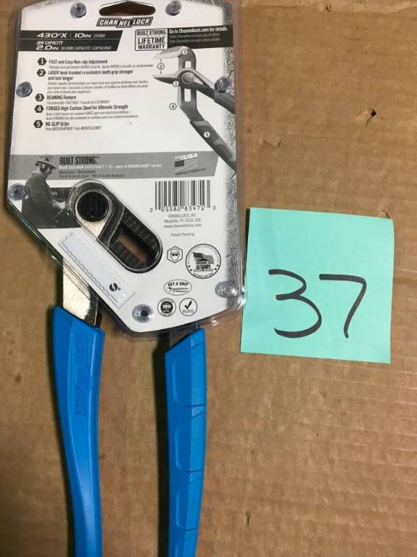 CHANELLOCK 10 IN SPEEDGRIP 430X TONGUE & GROOVE PLIERS  in like new condition