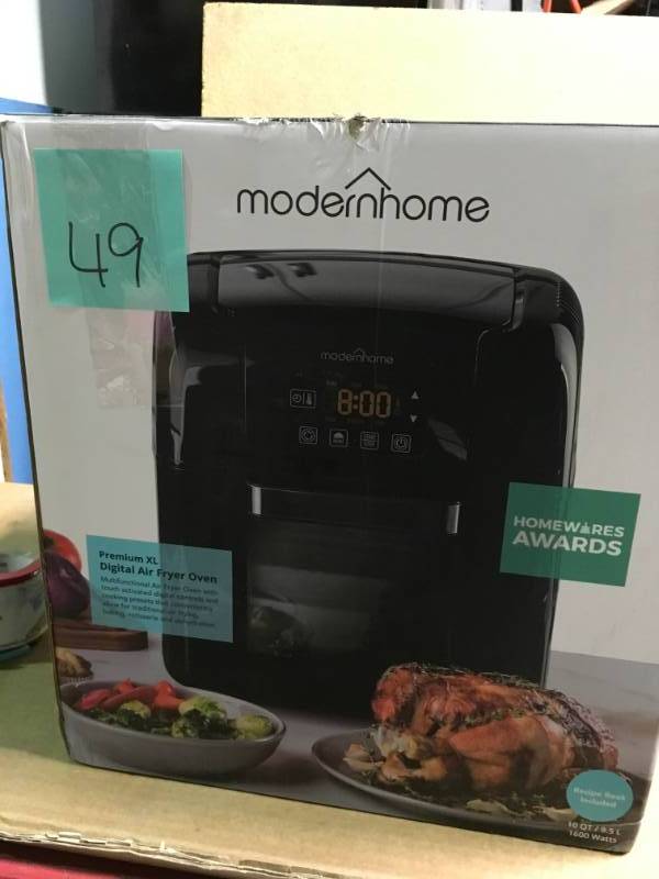 modernhome Premium XL Digital Air Fryer Oven (10 Qt.1600-Watt)  in like new condition