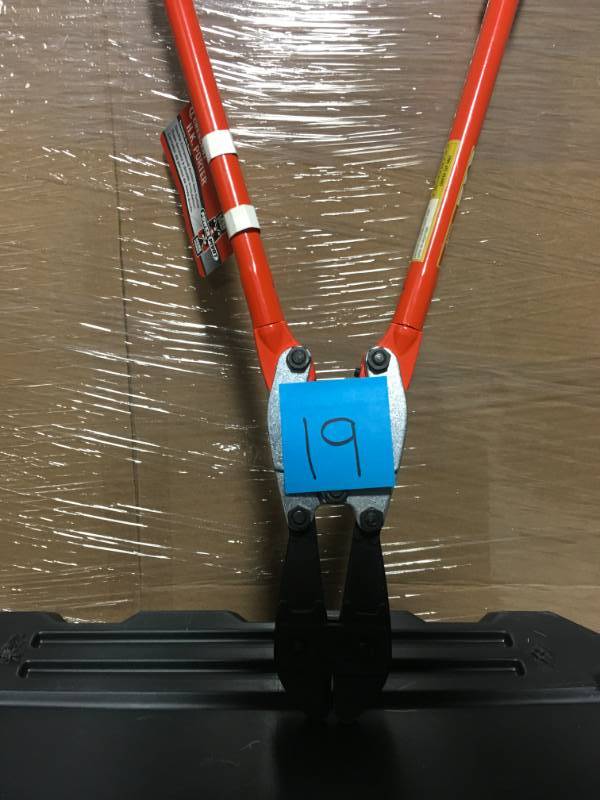 BY APEXCOOPER TOOL 24in. Bolt Cutter  in like new condition