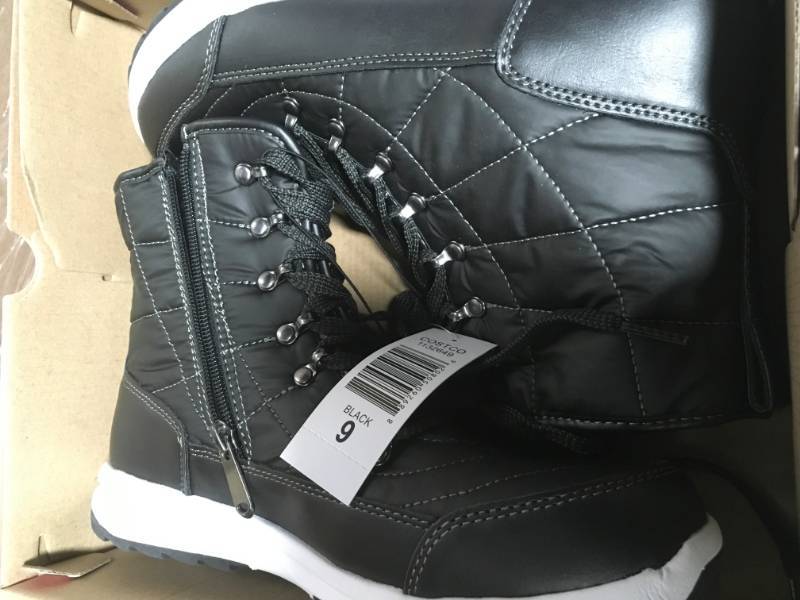 Weatherproof Brand Ladies Sneaker Boot KATIE STYLE BLK SIZE 9 not used