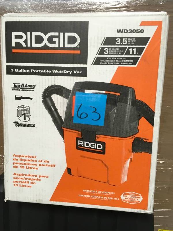 RIDGID 3 Gal. 3.5-Peak HP Portable Pro WetDry Vacuum in very good condition