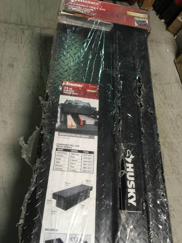 Husky 71.3 in. x 20.5 in. x 17.6 in. Matte Black Aluminum Full Size Deep Saddle Truck Box in good condition