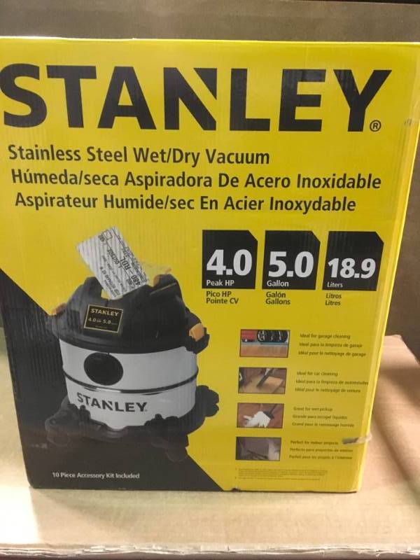 lot 34 image: Stanley 5 Gal. 4.0 Peak HP WetDry Vac  in like new condition