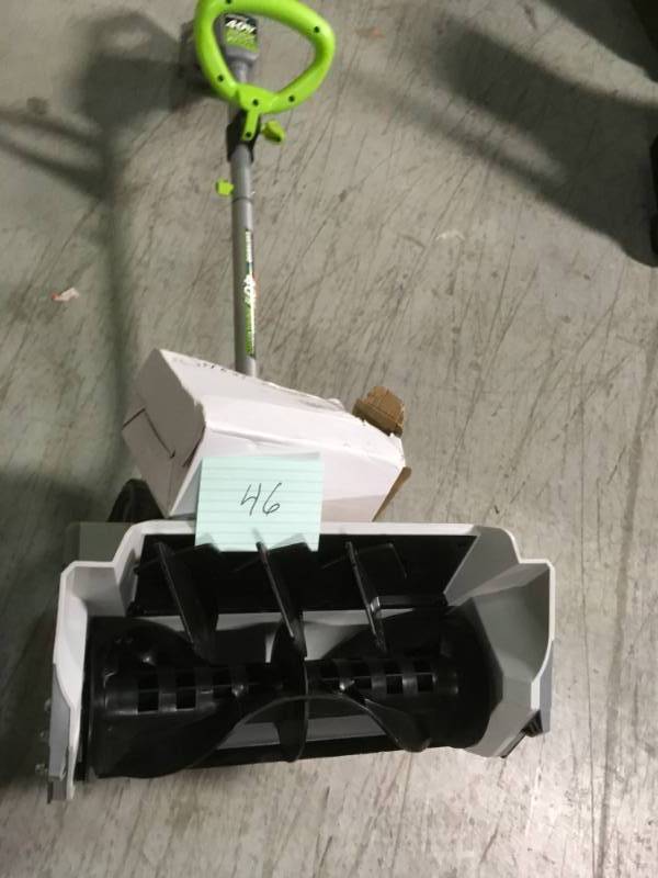 lot 46 image: Earthwise 16 in. 40-Volt 4Ah Battery Cordless Electric Snow Blower Shovel  in like new condition